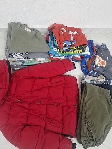 otkup decije garderobe: Paket dečije garderobe za dečaka Sadrži: - Zimska jakna: topla — 1