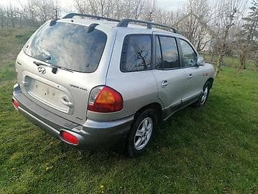 Automobili: | HYUNDAI SANTA FE 4WD 2003. GOD. - KOMPLETAN AUTO U DELOVIMA | — 3