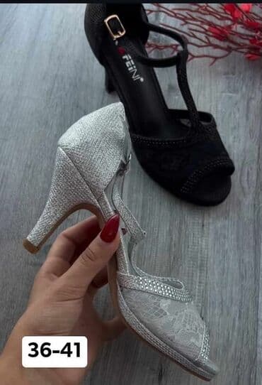 kompleti za zene svecani: Pumps, 41 — 4