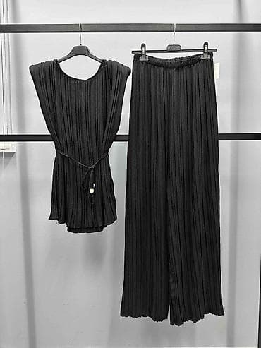 kilote pantalone: ✅Ženski komplet – plisirana bluza i široke pantalone, crna boja. ✅2800 — 2