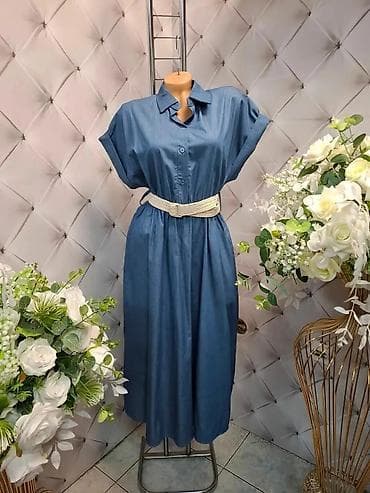 Džins košulja-haljina sa pojasom - Model: midi dužina, A-kroja sa