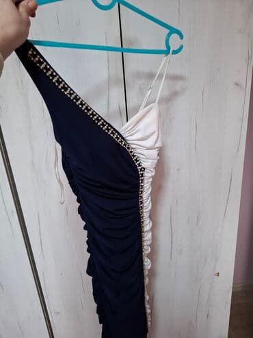 s oliver haljine 2023: S (EU 36), Kratkih rukava — 1