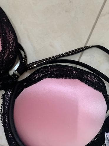 Lične stvari: Prelep sexy kompletic u M velicini Skinuta etiketa nijednom nije — 6