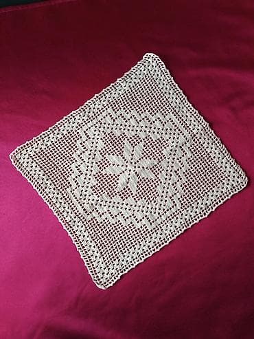 stopa za grede: Ručno hekleni dekorativni miljei – set više komada - Materijal: tanki — 5