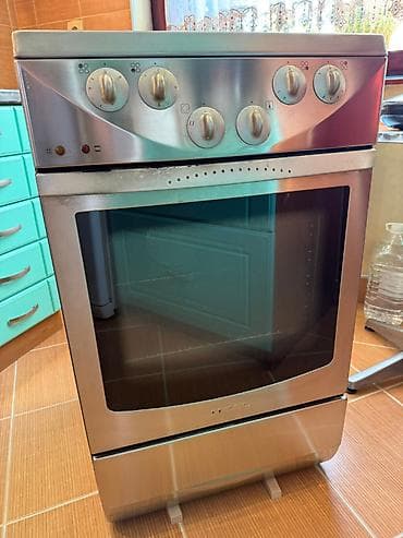 Samostojeći električni šporet GORENJE - INOX 50 cm Na prodaju na lalafo.rs Samostojeći električni šporet GORENJE - INOX 50 cm Na prodaju