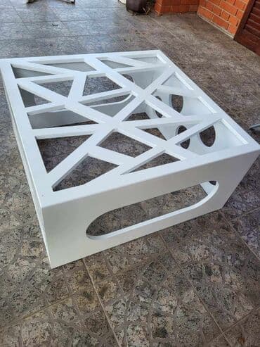 zidni stol na rasklapanje: 80x80cm . V 40cm
140e — 3