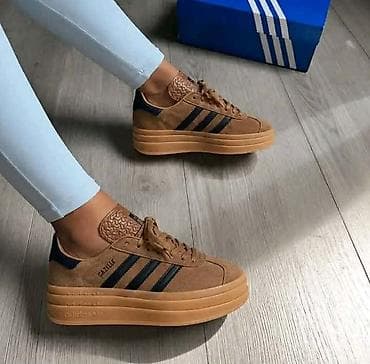 ženske adidas patike: Adidas Gazzele

Brojevi: 36-41

3900 — 5
