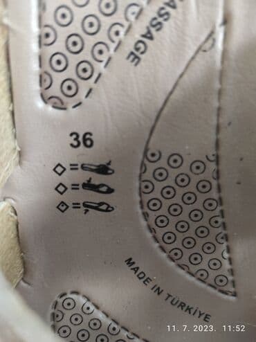 opposite papuce sa krznom: Fashion slippers, Skechers, 36 — 4