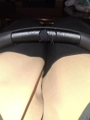trimer u lidlu: JBL bežične on‑ear slušalice - Brend/model: JBL (logotip na obe — 4