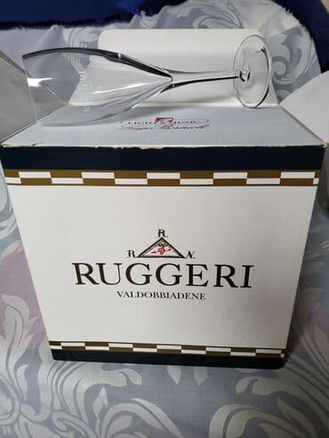 swarovski case za vino cena: Case nove duvano kristalno staklo za vino Italija 2004g. Case — 11