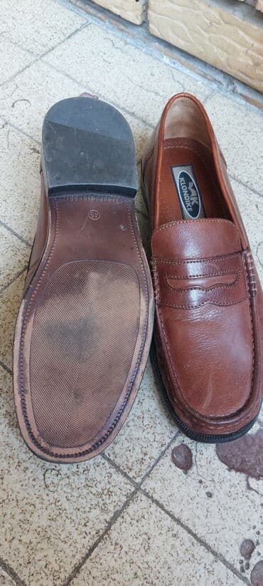 italijanska obuca nero giardini: Cipele, veličina - 45 — 4