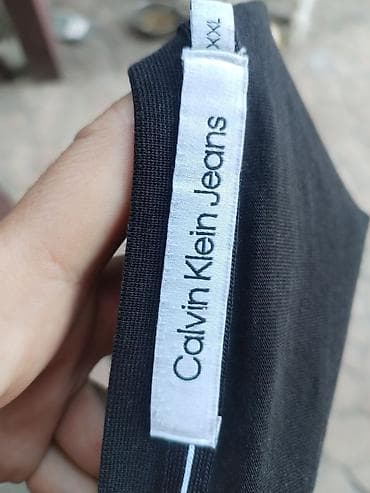 šešir muški: Men's T-shirt Calvin Klein, bоја - Crna — 4