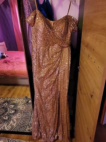 Elegantna duga večernja haljina – Jaklin Ross, veličina 6 - Model