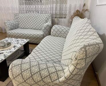 Prekrivači za trosed,dvosed i fotelju bez karnera
Cena 5100 dinara