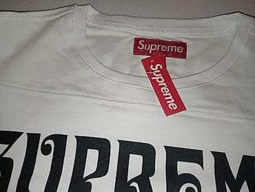 novi dresovi real madrida: Supreme dres/duga majica sa brojem 8 - Brend: Supreme (crvena etiketa — 2