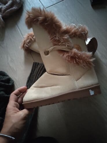 obuca gepard: Ugg boots, 36 — 4