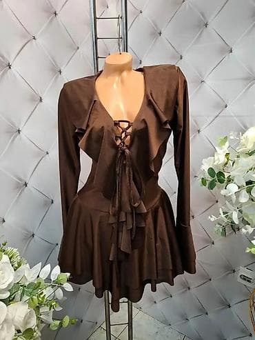 Underwear: Elegantna ženska haljina sa volanima i vezivanjem napred - Dizajn — 1