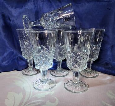 case za zestoko pice: Case nove libbey za vino,zestoko pice. 80te. Case bez ostecenja — 1