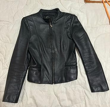 Kožna jakna. Bez oštećenja na lalafo.rs Kožna jakna. Bez oštećenja