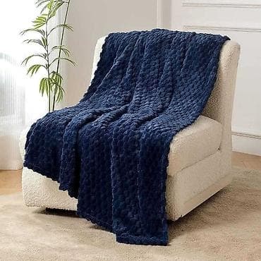 pepko ćebe: 🌿Rebrasta plišana ćebad🌿
🌿Dimenzije-200*200 
🌿Cena-2200 din — 4