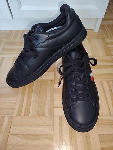 Venčanice i aksesoari: Tommy Hilfiger muške patike – crne, niske siluete. UG 28,5cm - — 3