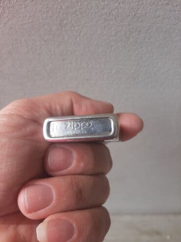 guess torbe na snizenju: Zippo lighter, Used — 3