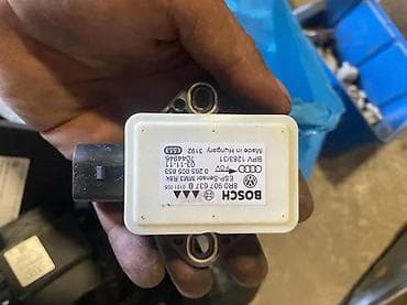 prekidac za sekvent plin: 8R0907637B SENZOR ESP | Audi vw delovi 06******** — 2