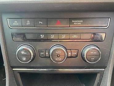 poteznica za traktor: PREKIDACI KLIME ZA SEAT LEON OD 2013. DO 2017. GOD. | Prekidaci — 1