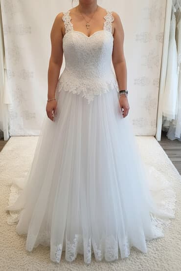 svecane haljine vrsac: Venčanice – 2 modela 1) Princess venčanica sa čipkom i tilom - Gornji — 1