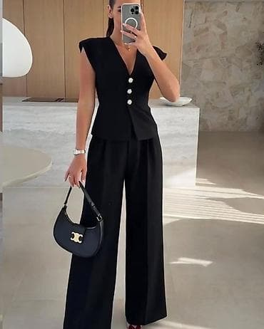 🔥Damski dvodelni komplet – prsluk i pantalone, crna boja
✅3200 din