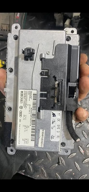 AUDI A6 C6 4F EKRAN NAVIGACIJE 4F0919603B | Audi vagen delovi na lalafo.rs AUDI A6 C6 4F EKRAN NAVIGACIJE 4F0919603B | Audi vagen delovi