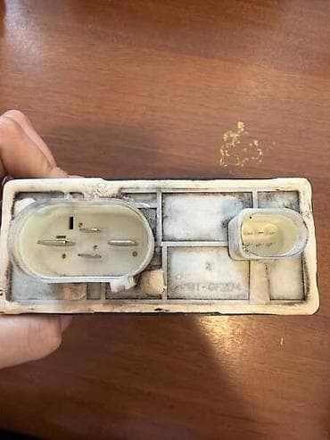 glas amity 2: RELEJ VENTILATORA HLADNJAKA ZA VOLKSWAGEN GOLF 4, POLO, BORA . - — 4