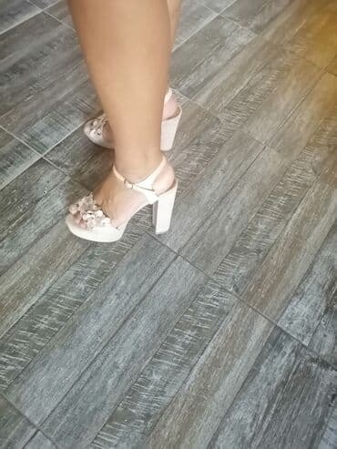 skechers 39: Sandals, 39 — 7