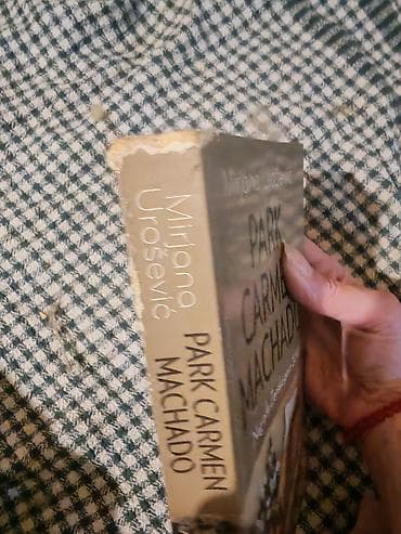 polovni rančevi: Knjiga: Park Carmen Machado – Mirjana Urošević - Izdavač: Laguna - — 2