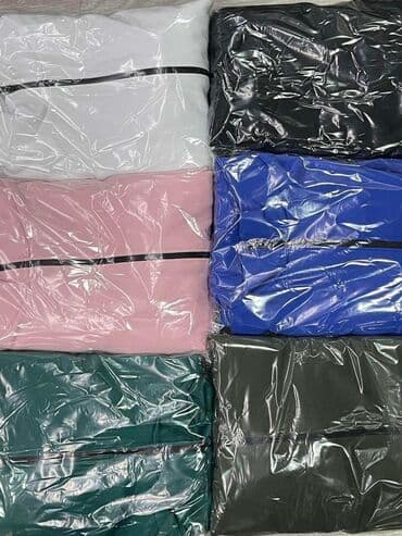 lacoste trenerke komplet: Ponovo dostupne👌
Komplet trenerka
2400 dinara — 1
