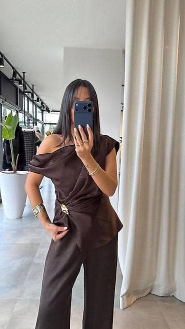 Women's Footwear: Novo u ponudiii!!! Komplet: 3500 din Elegantni dvodelni komplet – top — 2