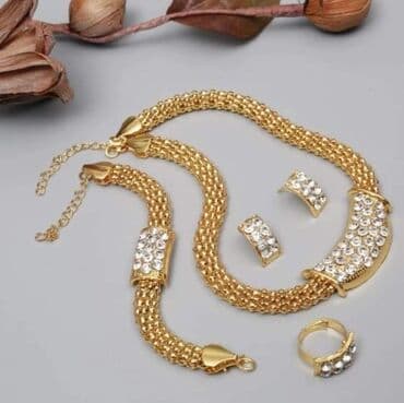 rajf za devojacko vece: Set: Crown, Earrings, Bracelet, Material: Pearl, Cubic zirconia, Stainless steel — 1