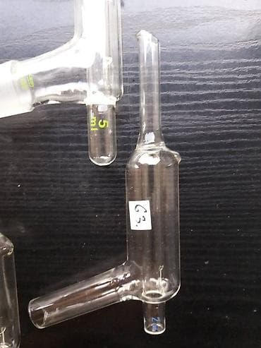 separator za prste: Laboratorijsko staklo III
 Adapteri konektori — 3