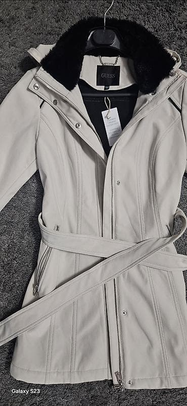 sat slava: Nova Guess jakna za prelazni period s velicina bež boje, prelepa — 1