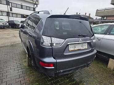 marka auta: MITSUBISHI OUTLANDER 2010. GOD. - KOMPLETAN AUTO U DELOVIMA | — 2