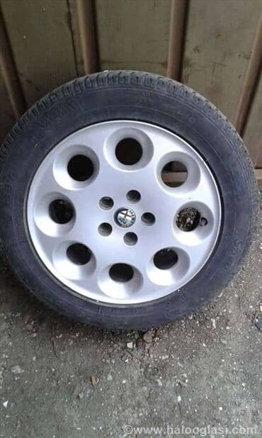 rezervni tocak audi a3: Alu felne 16", gume za sve cetri sezone. 4 tocka + 1 rezervni — 1