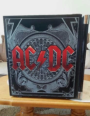 Frižideri: Mini frižider AC/DC Mini frižider AC/DC (AC DC) donešen iz Nemačke — 2