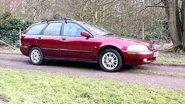 VOLVO V40 2002. GOD. - KOMPLETAN AUTO U DELOVIMA | Sve vrste delova na lalafo.rs VOLVO V40 2002. GOD. - KOMPLETAN AUTO U DELOVIMA | Sve vrste delova