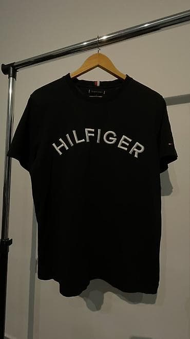 s oliver cipele: Men's T-shirt Tommy Hilfiger, bоја - Crna — 1