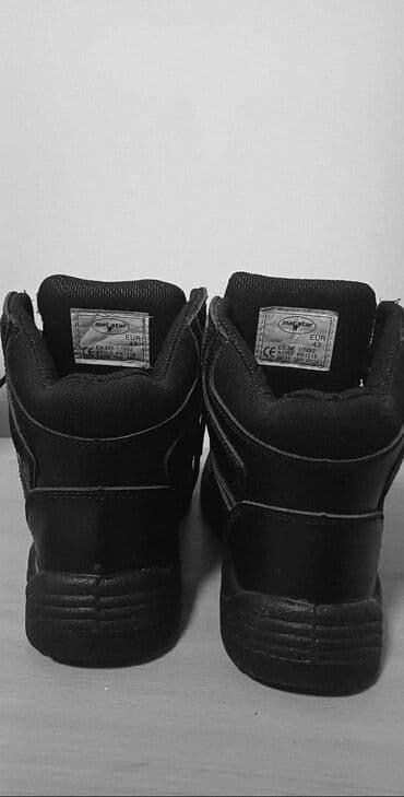 Venčanice i aksesoari: Čizme, veličina - 43 — 2