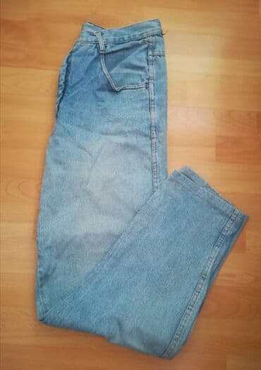 teksas jakna i trenerka: Farmerke UNION vel 32,plave, obim struka 74 cm, dužina 105 cm, obim — 1