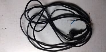 Kabl 2x1,5 mm. duzina oko 5 m.sa utikacem