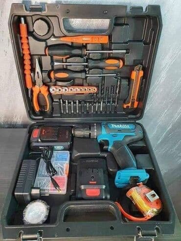 makita aku srafilicabusilicacekic 128v pribor 2 baterije: Makita Aku bušilica/ šrafilica 128V Cena 6000dinara+Ptt Dve litijumske — 1