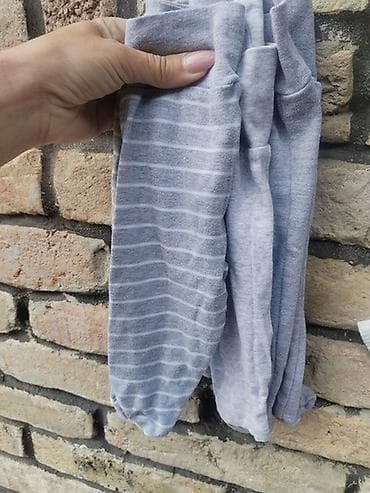 deichmann akcija 2 1: Lot za bebe vel. 62 Sadržaj seta: - Rebrasti sivi zeka/pidžamica sa — 2
