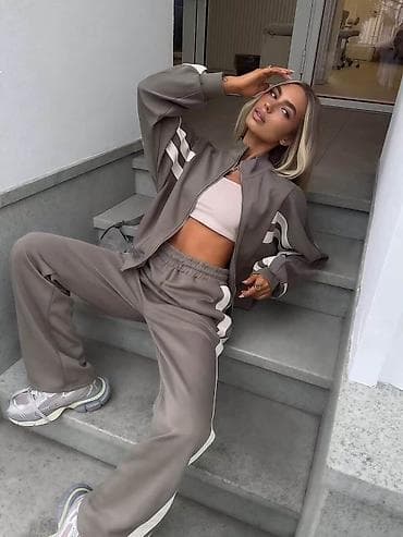 blondy sakoi: 08. Komplet trenerka koja ce vas oduševiti💫 Vel: S M L XL Cena : 3.800 — 2